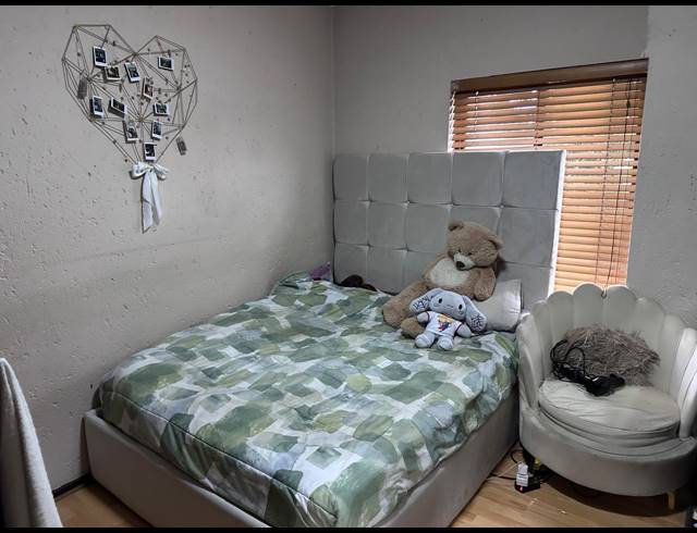 2 BEDROOM TOWNHOUSE FOR SALE IN SUNNINGHILL